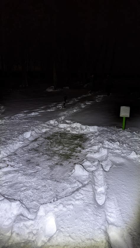 Night time glow rounds are coming soon to sidcup family golf 29