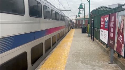 Nj Transit Northeast Corridor Local Train 7832 To New York Departing