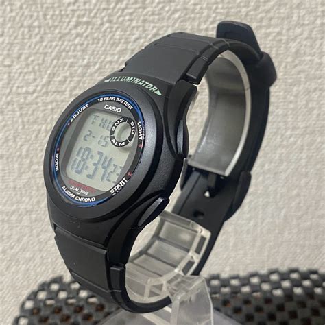 スタイリッシュなCASIO Collection STANDARD F-200W-1AJH | バイク馬鹿 ロックベーシスト 西本圭介