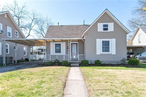 E Park St Gardner Ks Trulia