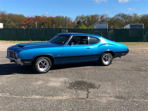 1971 Oldsmobile Cutlass S Hollywood Motors