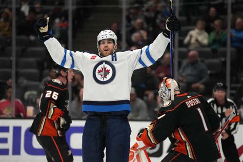 Jets Name Adam Lowry As Team Captain The Hockey News Winnipeg Jets