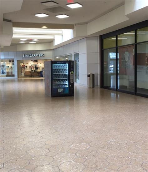 Full Service Tile & Stone Mall Installation | Daltile