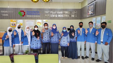 Penerimaan Siswa Prakerin Smk Smak Padang Di Laboratorium Baristand