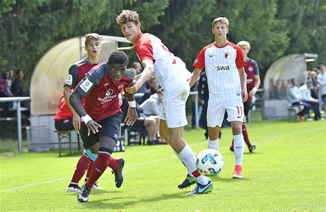 1 FC Nürnberg U17 Zum Genießen