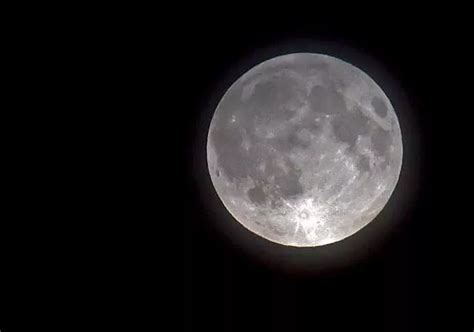 Rare blood supermoon 2021 - exact time and day skygazers can see special full moon - MyLondon