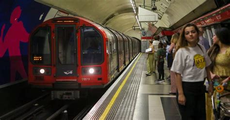 Live London Underground updates as 3 lines delayed at rush hour - MyLondon