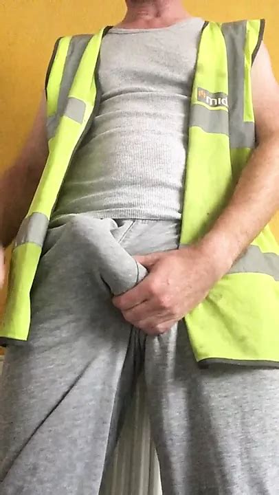 Tradesman Uses Hi Vis Vest As Cumrag British Gay Amateur Porn XHamster