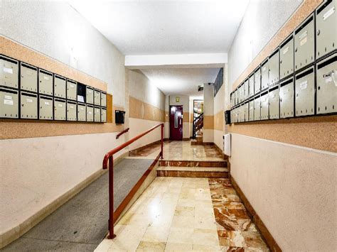 Piso De Banco En Tortosa En Venta 2034 0107 PE0001 Altamira Inmuebles