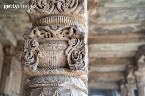 Architectural Details In The Columns At The Qutub Minar Ancient Ruins