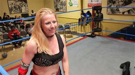 Cassandra Golden Vs Tourain Vs Crystal Rose Bad Boyz Of Wrestling Augusta Ga Youtube