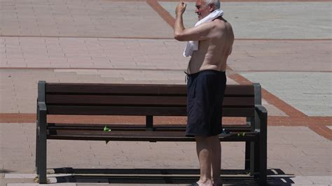 spain announces  department  study effects   hot weather