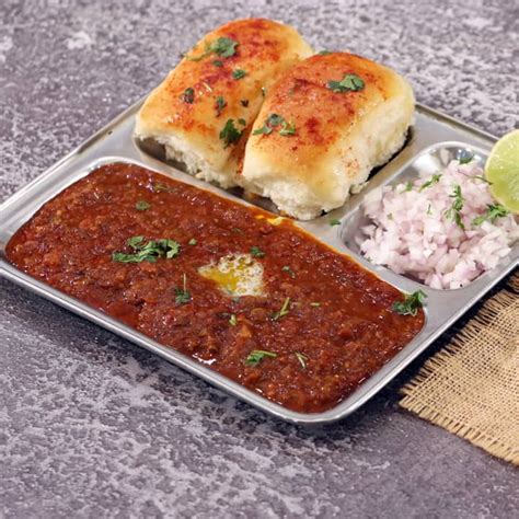 Easy Pav Bhaji In Cooker Madhura S Recipe