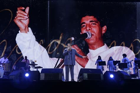 Zeca Pagodinho Anos Confira Setlist Da Grava O Do Dvd No Rio De