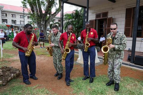 Sounds Of The Seychelles Naveur Navaf Band Supports Cutlass Express