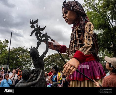 Birmingham Alabama Usa 12th Oct 2023 Little Amal The Puppet