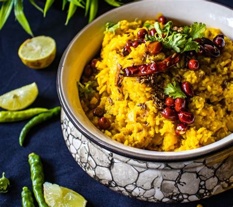 Comforting Masala Dal Khichdi | दाल खिचड़ी - twinskirasoi