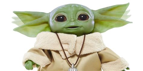 The Mandalorian: Hasbro Unveils Baby Yoda Animatronic Toy