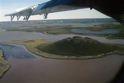 Hamlet of Tutoyaktuk - Getting Here