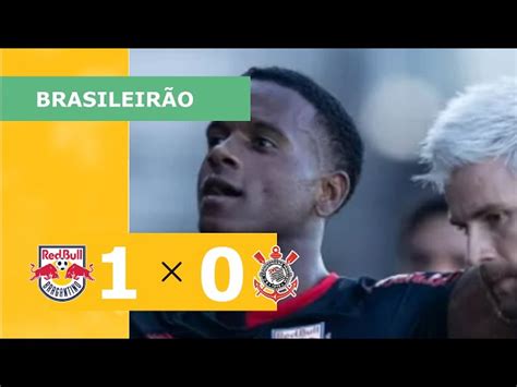 Bragantino vence Corinthians e deixa líderes separados por um ponto