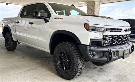 Chevy Silverado 1500 ZR2 AEV Bison | Chevy silverado, Chevy, Chevrolet ...