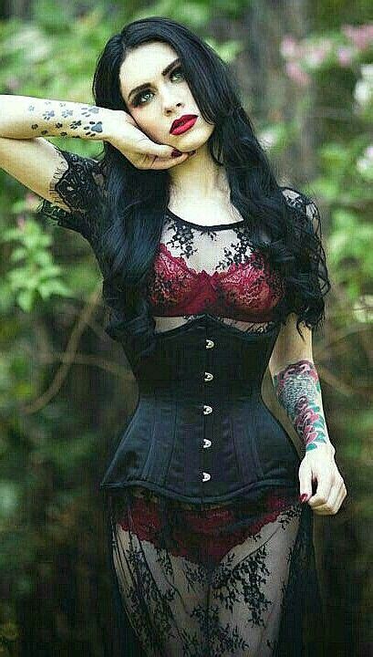 Pin By Ramsib Hyarraf On Gothics Gothic Fashion Fashion Gothic Outfits