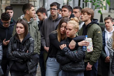 Continúan En Grave Estado Dos De Los Niños Heridos En El Tiroteo En Una