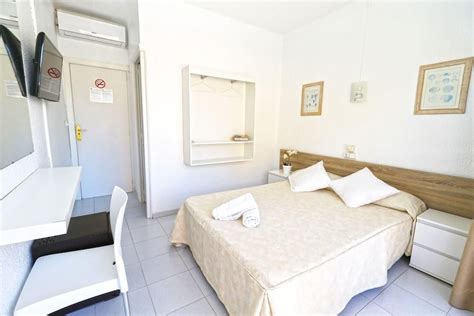 Hotel Gabarda Gil Calvi Hotel Info