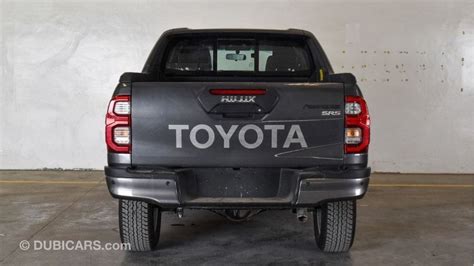 New 2023 Toyota Hilux 4x4 DC 4.0 Adventure HI P AT - Grey inside black ...