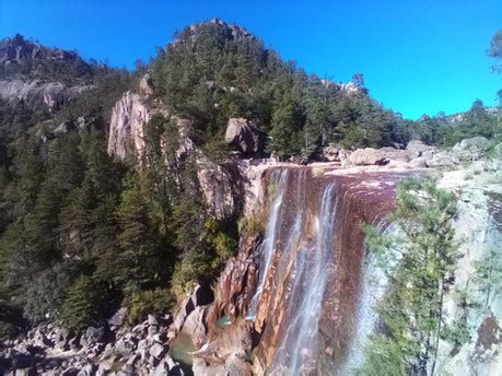 La cascada de Cusárare cerca del pueblo mágico de Creel Chihuahua en