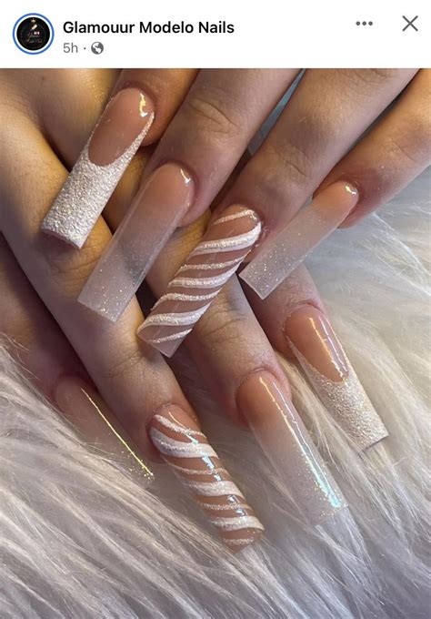 Classy White And Nude Acrylic Nails Winter Design Chistmas Nails