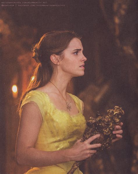 New pic of Emma Watson in 'Beauty and the Beast' - Emma Watson Photo ...