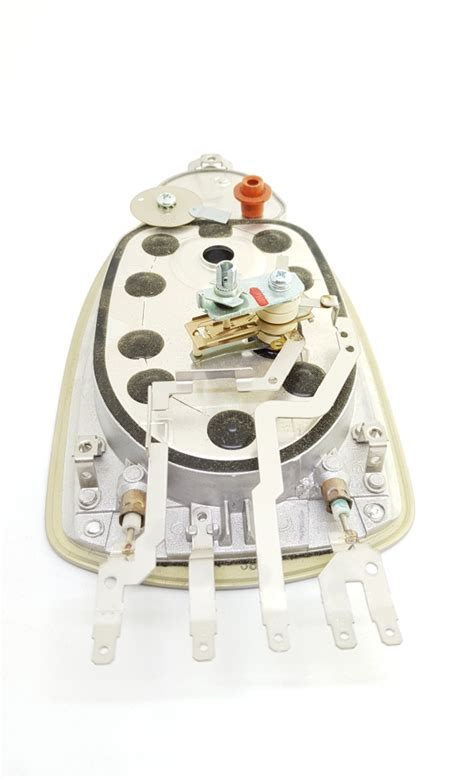 Подошва утюга PHILIPS 423902139860 ( 2200W ) - sma-remont.ru