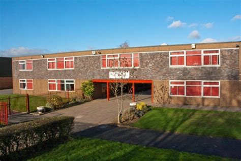 School Front Pontarddulais Comprehensive School