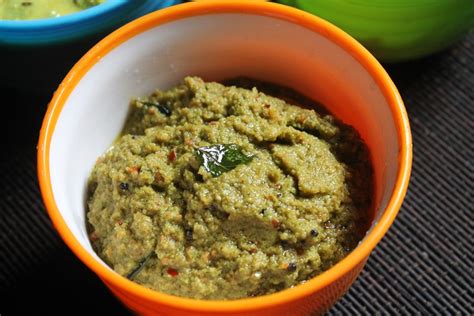 Ridge Gourd Peel Chutney Recipe Peerkangai Chutney Recipe Yummy Tummy