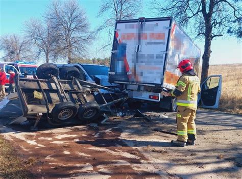 Wypadek W Trakcie Wyprzedzania Na Miejsce Zdarzenia Wjecha Nietrze Wy