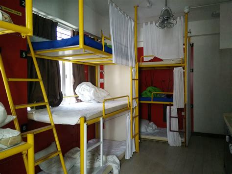 Hostel bedroom - How to be prepared - hosteladvice.com