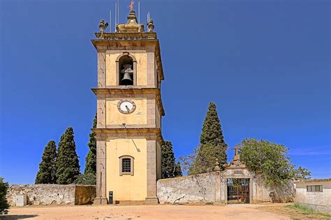 Almeida El Bonito Pueblo De Portugal Dentro De Una Muralla Con Forma