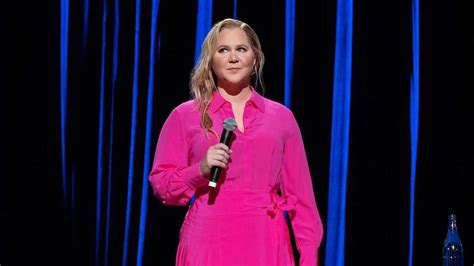 Amy Schumer Compartió Una Foto En Topless “aún Me Sobran 18 Kilos” Infobae