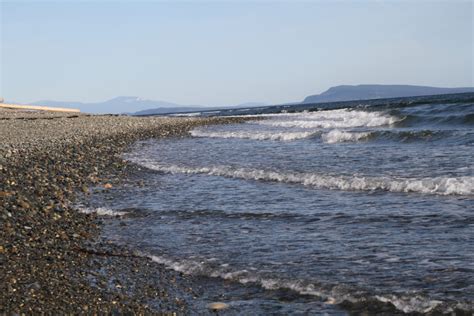 Four days on the beach at Qualicum Beach, BC – The ExploreNorth Blog