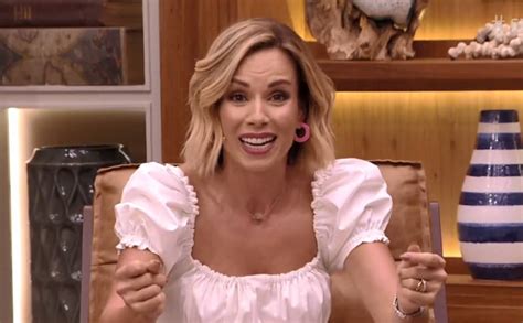 Ao vivo Ana Furtado diz que já sonhou participando do BBB RD1