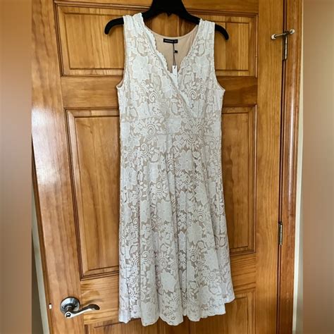 Amélie Boutik Dresses Nwt Amelie Boutik Nude Dress With Whiteivory Lace Overlay Poshmark