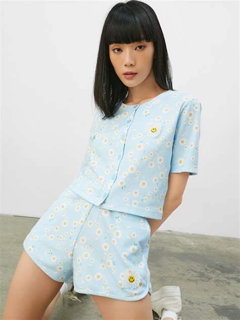 Pomelo X Smiley® Sustainable Button Up Floral Print Crop Top Blue Pomelo Fashion