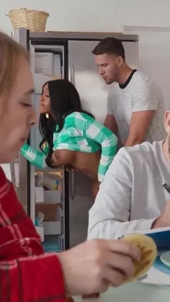 Full Length Lily Starfire Porn Videos XHamster