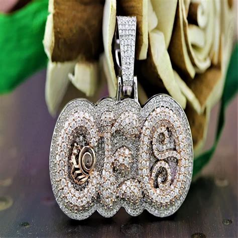 Golden And Silver D VVS1 Diamond Iced Out Hip Hop Pendent For CEO At Rs