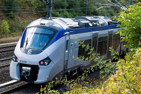 diesel battery hybrid ter train   tested  year news railway