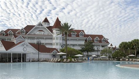 Courtyard Pool And Building 9 At Disneys Grand Floridian Resort And Spa