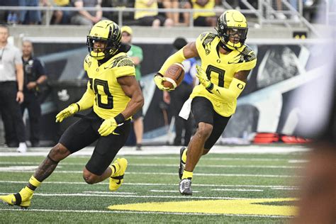 Oregon Football: Three Keys to Victory for the Ducks Against the ...