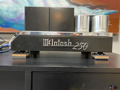 Mcintosh Mc Solid State Power Amplifier Photo Canuck