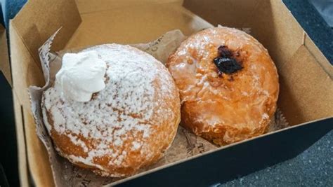 28 Bakeries In Pittsburgh You Must Try To Satisfy A Craving Bakery